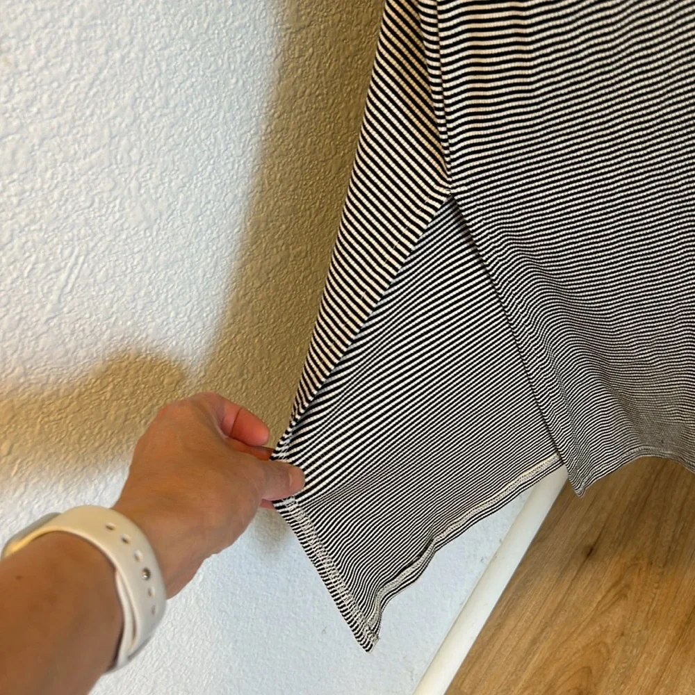 Fighting Eel Maxi Dress, Small - Picture 3 of 5